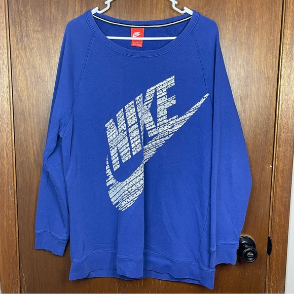 Nike Sportswear Woman’s Oversized Blue Casual Pullover Sweatshirt Size Large - Picture 1 of 5